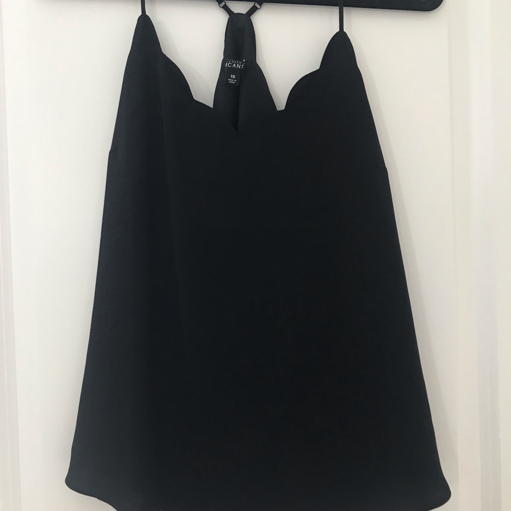Scalloped tank top
